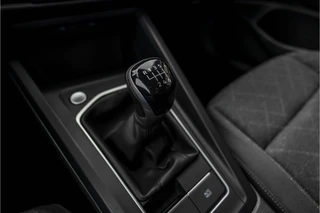 Volkswagen Golf 1.5 TSI Style  | Keyless | Trekhaak | Carplay / 24