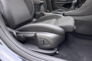 Opel Astra 1.4 Innovation Automaat | Navigatie | Camera | AGR Stoelen | Keyless | Climate control | Lichtmetalen velgen | Cruise control / 15