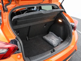 Nissan Micra 0.9 IG-T N-Connecta Navigatie | Camera | Stoelverwarming / 18