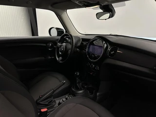 Mini 3-Deurs 1.5 Cooper Business Edition NAVI CARPLAY CRUISE LM 48000 KM. / 13