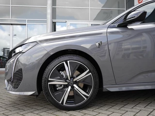 Peugeot 308 1.2 Hybrid 136 e-DCS6 GT | Demo | Automaat | Keyless entry & start | Led verlichting | 18 inch Lichtmetalen velgen | Navigatie | Adaptive cruise control | Rondom camera | Regensensor / 37