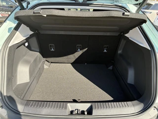 Omoda 5 EV Premium 61 kWh Voorraad Nieuw| ECC | Schuif/kanteldak | Keyless | Lederen bekleding | Stoel & Stuurverwarming | Navigatie | 7 Jaar fabrieksgarantie / 47