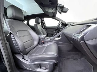 Jaguar E-PACE 2.0 P200 AWD R-Dynamic / 46