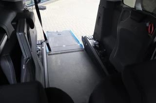 Toyota PROACE Electric Verso LONG EXTRA RANGE DYNAMIC 75KWH 8-PERSOONS ROLSTOELAUTO VERLAAGD-INBOUW-OPRIJPLAAT 2x SCHUIFDEUR / 18