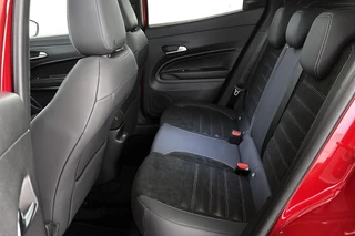 Alfa Romeo Junior 1.2 Turbo Hybrid Ibrida Sport Speciale Pano Massage Stoelverwarming / 10