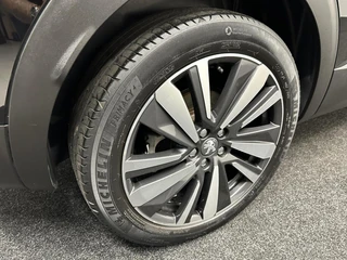 Peugeot 3008 1.2 PureTech Blue Lease Premium PANO CAMERA NAVI CRUISE CARPLAY. / 10