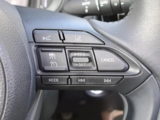 Toyota Aygo X ENVY CABRIO PDC STOELVERWARMING ELEKTRISCH VOUWDAK ZWARTE VELGEN / 19