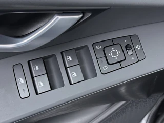 Kia Niro 1.6 GDi Hybrid DynamicLine Automaat  - Adaptive Cruise Control- Navigatie - DAB- Apple Carplay/Android Auto Fabrieksgarantie 26-01-2032 of 150.000 km / 21