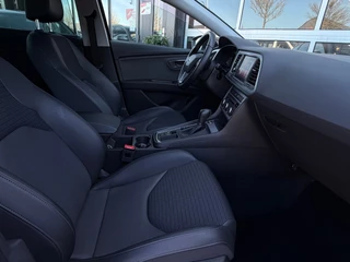 Seat Leon ST 1.5 TSI 150pk Xcellence / Camera / CarPlay / 15