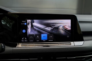 Volkswagen Golf 2.0 TSI R 4Motion  | PANO | AKRAPOVIC | DODE HOEK | STUURVERW | IQ-LIGHT | / 39