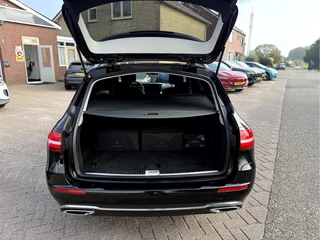 Mercedes-Benz E-Klasse Estate 300 e Luxury Line  360 camera, Elek.Trekhaak, Navi / 20