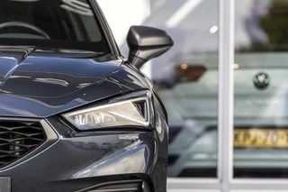 SEAT Leon Sportstourer 1.4 TSI eHybrid PHEV FR  | SOH 97% | Trekhaak | ACC | NL auto / 19
