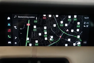 Porsche Taycan Performance 84 kWh  ACC Panoramadak Leder Memory Seats / 20