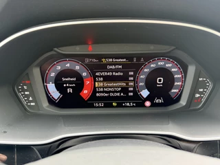 Audi Q3 35 TFSI Advanced edition  | Automaat | LED | Sportstoelen | DAB | Navi | Bluetooth | Stoelverwarming | Virtual Cockpit / 60