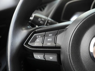 Mazda 2 1.5 Skyactiv-G Dynamic+ | Cruise control | Trekhaak | Airco | Lichtmetalen velgen | 5 deurs | Navigatiesysteem | Elektrische ramen / 19