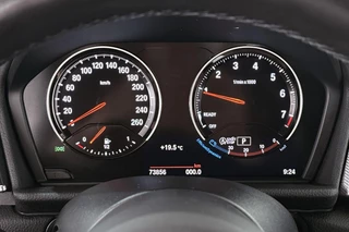 BMW 2-serie Active Tourer 218i M Sport Head-Up Sportstoelen Stoelverwarming HiFi Camera / 11