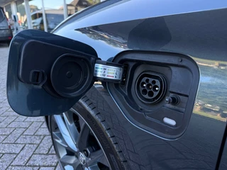 SEAT Leon 1.4 TSI eHybrid PHEV FR 204PK Trekhaak Camera Carplay ACC / 53