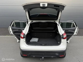 Nissan Qashqai 1.2 Tekna + LEER*CRUISE*PANO*360*HAAK*NAV*STOELVERW*NAP! / 6