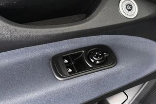 Fiat 500 3+1 Icon 42 kWh Panoramadak Apple CarPlay Camera 16" / 28