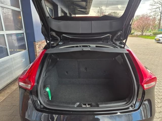 Volvo V40 1.5 T2 POLAR+ Automaat Navi, Stoelverwarming, ALL IN Prijs. / 14
