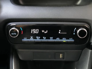 Toyota Yaris 1.5 Hybrid Comfort ✅Dode Hoek✅Adapt. Cruise✅Lane Ass.✅Navi✅Camera✅Clima✅ / 22