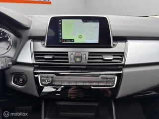 BMW 2-serie Gran Tourer 218i Executive / Panoramadak / 19