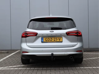 Ford Focus Wagon 1.0 EcoBoost Hybrid Titanium  | Trekhaak | Navigatie | Org. NL / 7