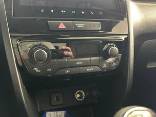 Suzuki Vitara 1.4 Style Smart Hybrid Automaat Panoramadak | €2.000,- + €750,- voorraadkorting! / 11