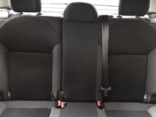 Citroën C4 PureTech 130pk Feel Edition │ Connect Nav DAB+ │ Pack Détection / 15