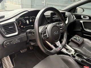 Kia ProCeed 1.5 T-GDi 160pk Automaat GT-PlusLine  SCHUIFDAK/JBL/CAMERA/DODEHOEK/AFN.TREKHAAK/18INCH / 38