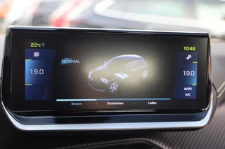 Peugeot e-208 EV GT 350 50 kWh|Pano|Stoelverwarming|Camera|Apple carplay+Android auto|Clima|Cruise / 32