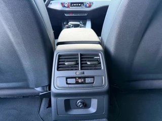 Audi A4 Avant 35 TFSI S Tronic Advanced Edition Camera NAVI Leder Aut Stoelverw / 16