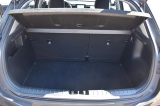 Kia Stonic 1.0 T-GDi DynamicLine 1e Eigenaar | Navigatie | Camera | 12 mnd BOVAG garantie | Whatsapp 06-53188999 / 9
