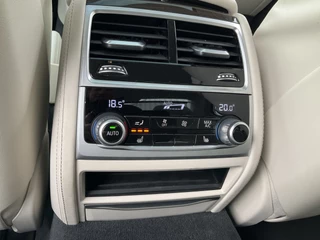 BMW 7 Serie 730d xDrive ACC Pano Softclose 4wielsturing High Executive HUD / 10
