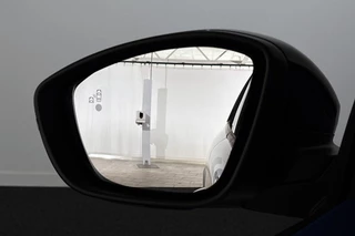 Lancia Ypsilon 1.2 Turbo Hybrid HF Line / 25