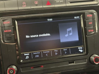 Volkswagen Polo 1.4 TDI Comfortline DSG CARPLAY CRUISE ECC LM. / 27