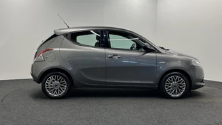Lancia Ypsilon 0.9 TwinAir S MomoDesign AIRCO LM. / 10