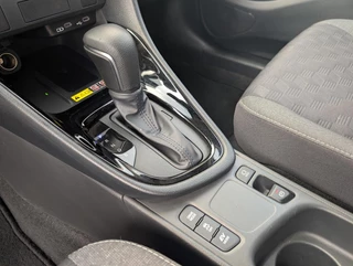Toyota Yaris 1.5 Hybrid 115 Dynamic LED-VERLICHTING KEYLESS PRIVACY GLASS / 21