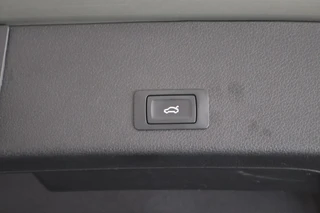 Audi Q8 e-tron 50 340pk quattro Advanced Edition 95 kWh SOH 91% Trekhaak Camera Sportstoelen Stoelverwarming / 40