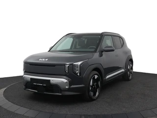 Kia EV2 Plus Advanced 42.2 kWh  - Schuif-/Kanteldak - Elektrisch Verstelbare Bestuurdersstoel - Harman Kardon - Stoel-/Stuurverwarming - Fabrieksgarantie tot 2033 / 2