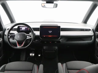 Volkswagen ID. Buzz GTX 4MOTION 79 kWh & 340 Pk | Trekhaak | Carplay | Cruise | Schuifdeuren L+R | Elektrische Stoelen | 20 Inch | Full LED  | 17.801 Km!! / 35