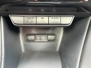 Kia Sportage 1.6 T-GDI GT-Line PlusLine I INCL. € 850,00 AFL.KOSTEN + BOVAG GARANTIE / 19