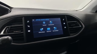 Peugeot 308 SW 1.2 PureTech Active Pack TREKHAAK NACI LM CARPLAY. / 39