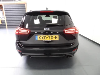 Ford Focus Wagon 1.0 EcoBoost Hybrid ST Line NAVI/CAMERA/ADAPT.CRUISE/LED/17"LMV! / 35