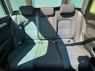Volkswagen Passat 1.4 TSI PHEV * Panoramadak * Headup display * Dealer onderhouden * / 23