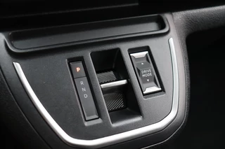 Opel Vivaro Combi Electric L2 75 kWh / 9-persoons / Demo / 18
