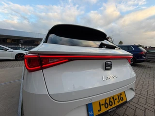 Seat Leon Sportstourer 1.5 TSI Style Launch Edition / ACC / Led / CarPlay / Trekhaak . / 41