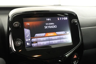 Citroën C1 1.0 VTi Live  Stoelverwarming! Airco / 17