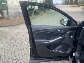 OPEL Grandland X 1.6 Turbo Hybrid 225pk Aut Business Edition / 15