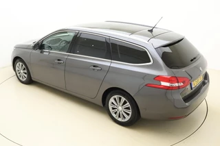 Peugeot 308 SW 1.2 PureTech Blue Lease Premium 130pk | Navigatie | Panoramadak | Climate Control | Trekhaak | Camera | Cruise Control | Parkeersensoren | Apple Carplay - Android Auto / 5